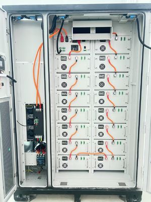 BESS 배터리 에너지 저장 시스템 Hvac와 에너지 시스템을 업그레이드 예 컨테이너에 배송
